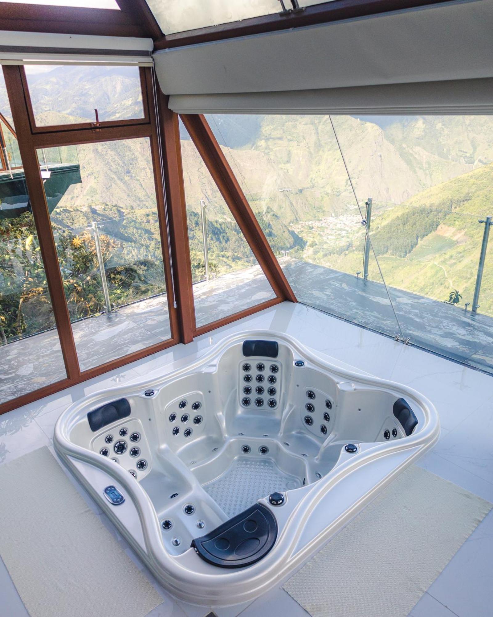 Pachamama Ecolodge Banos De Agua Santa - Ecuador Εξωτερικό φωτογραφία